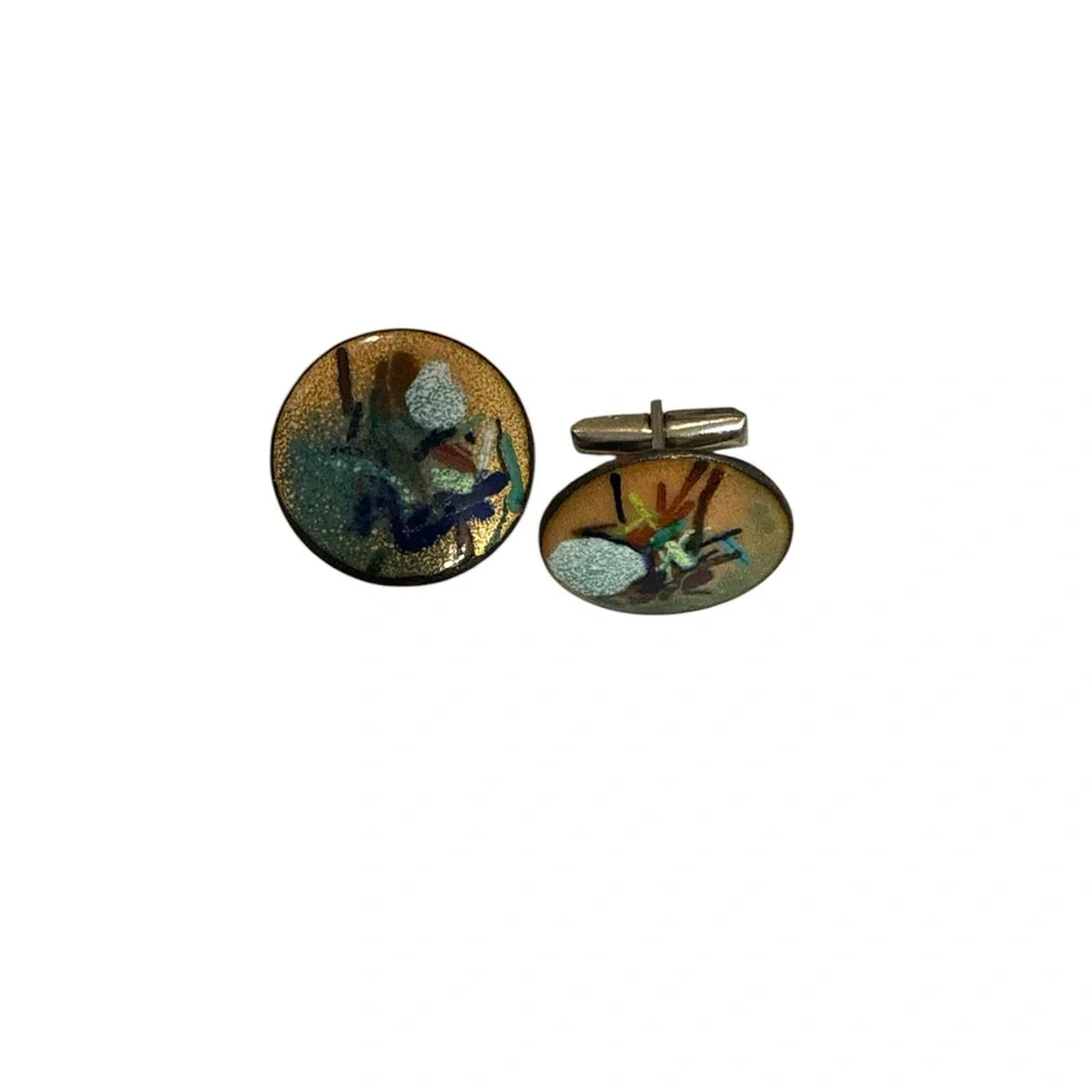 Vintage Artisan made Round cufflinks with Abstract Design. One of a kind